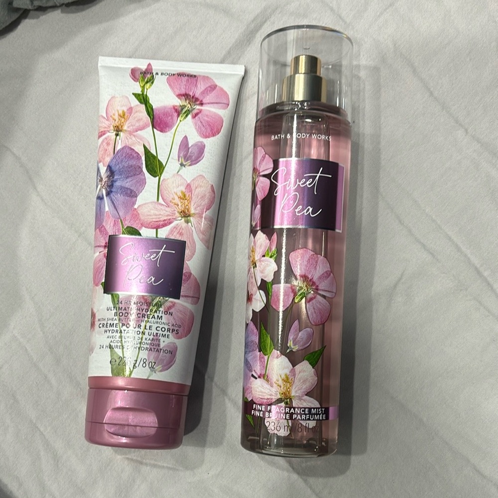 Bath & Body Works Sweet Pea Body Lotion and Fragrance Mist Set